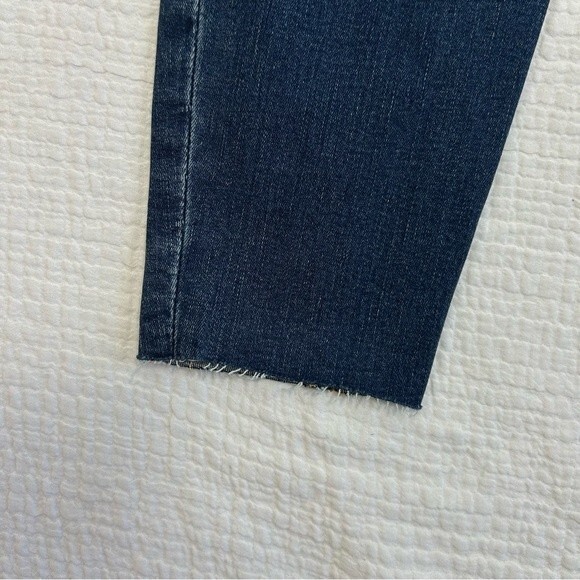 NWT Good American Good Waist Crop Skinny Jeans Raw Hem Size 0/25 - Picture 7 of 8
